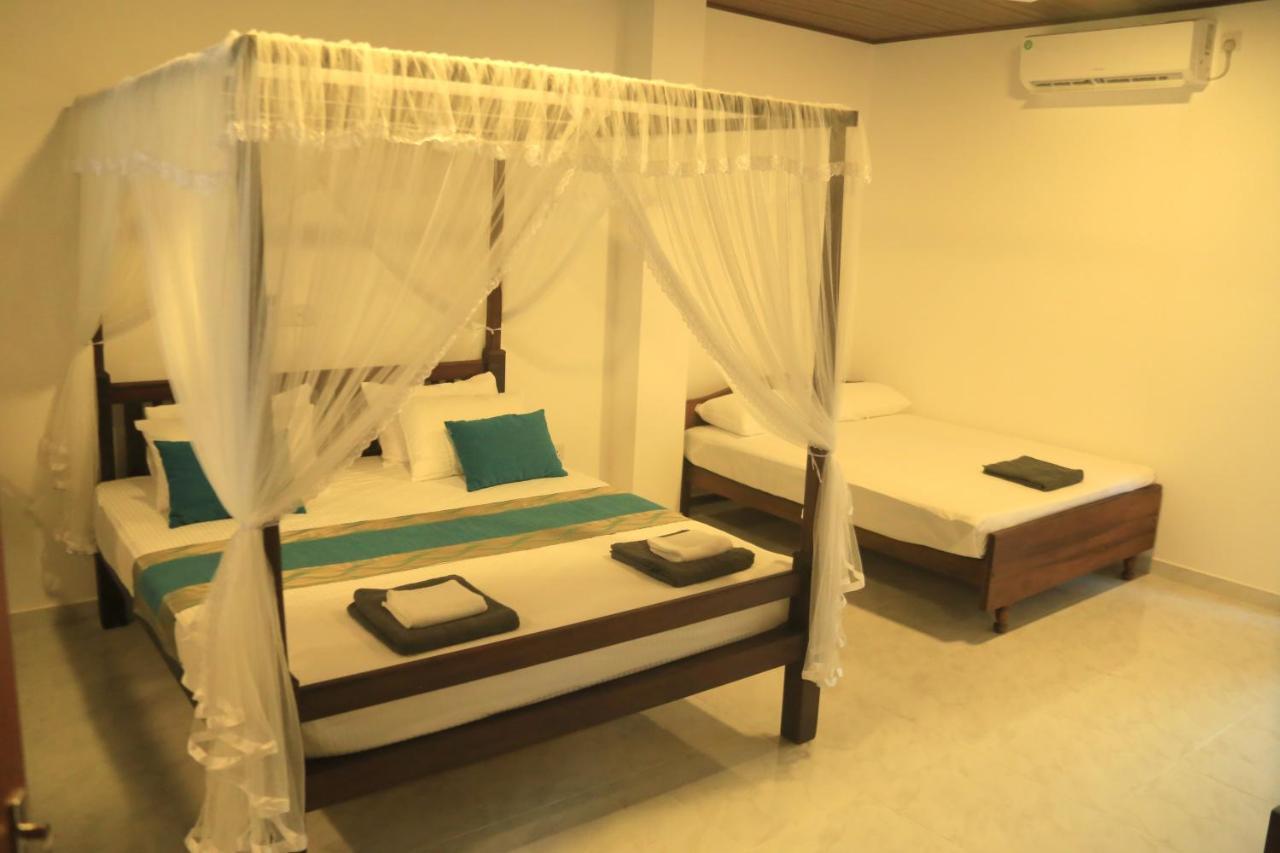 Sri Villa Rest Hikkaduwa Ngoại thất bức ảnh
