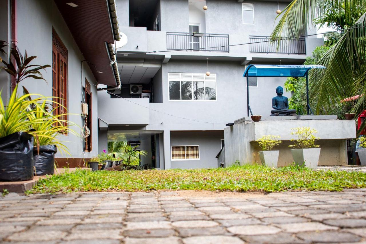 Sri Villa Rest Hikkaduwa Ngoại thất bức ảnh