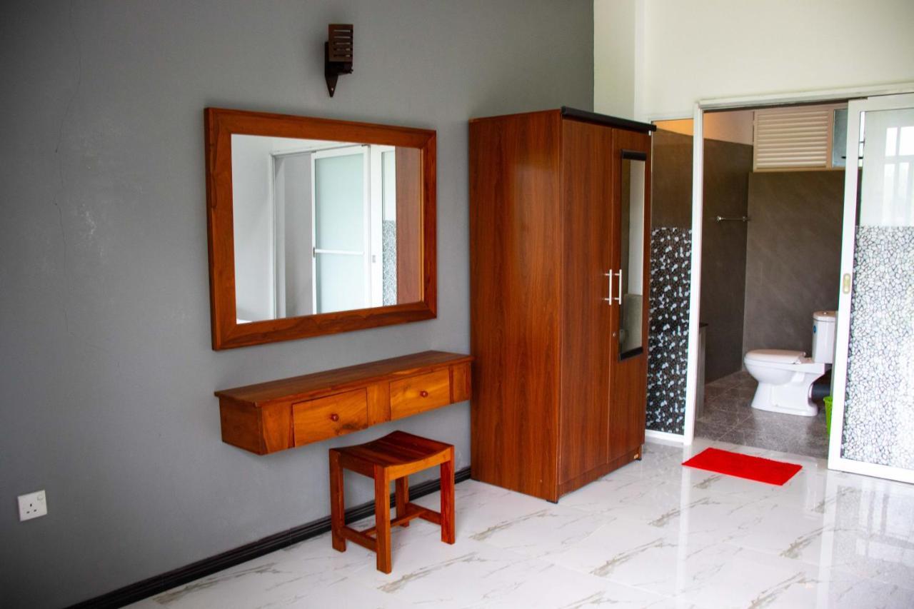 Sri Villa Rest Hikkaduwa Ngoại thất bức ảnh