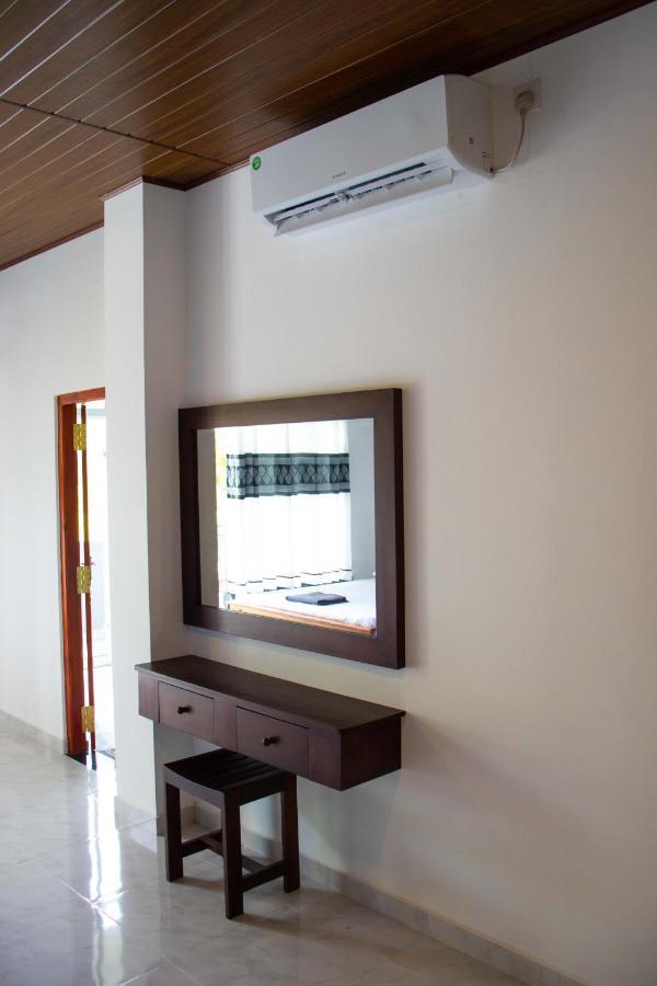 Sri Villa Rest Hikkaduwa Ngoại thất bức ảnh