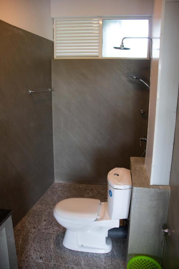 Sri Villa Rest Hikkaduwa Ngoại thất bức ảnh