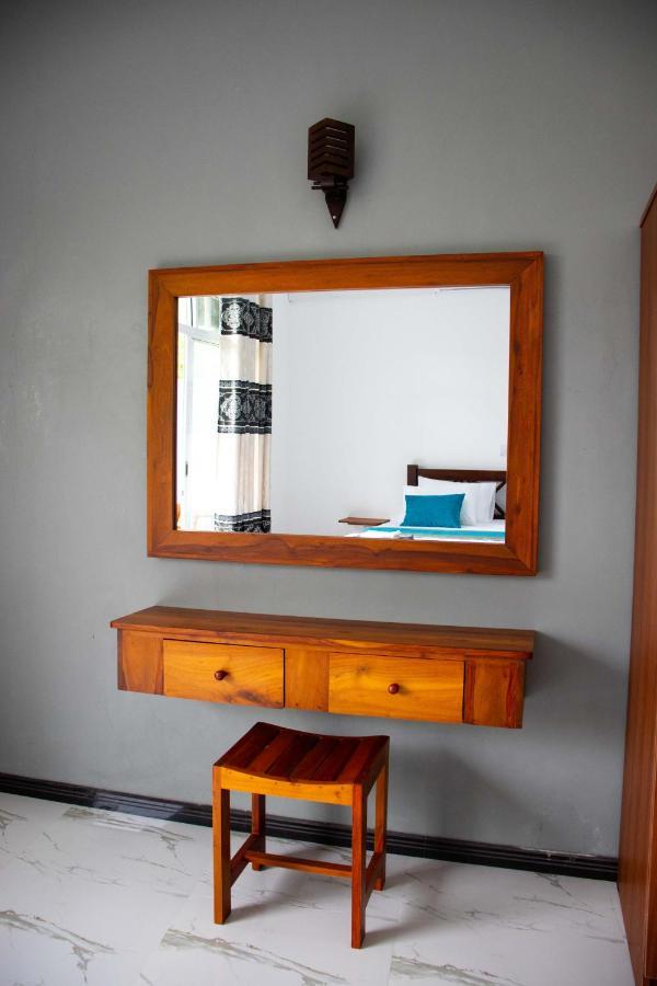 Sri Villa Rest Hikkaduwa Ngoại thất bức ảnh